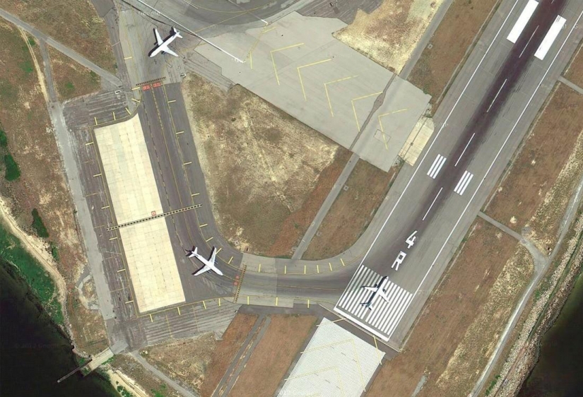 Amazing geometry runways
