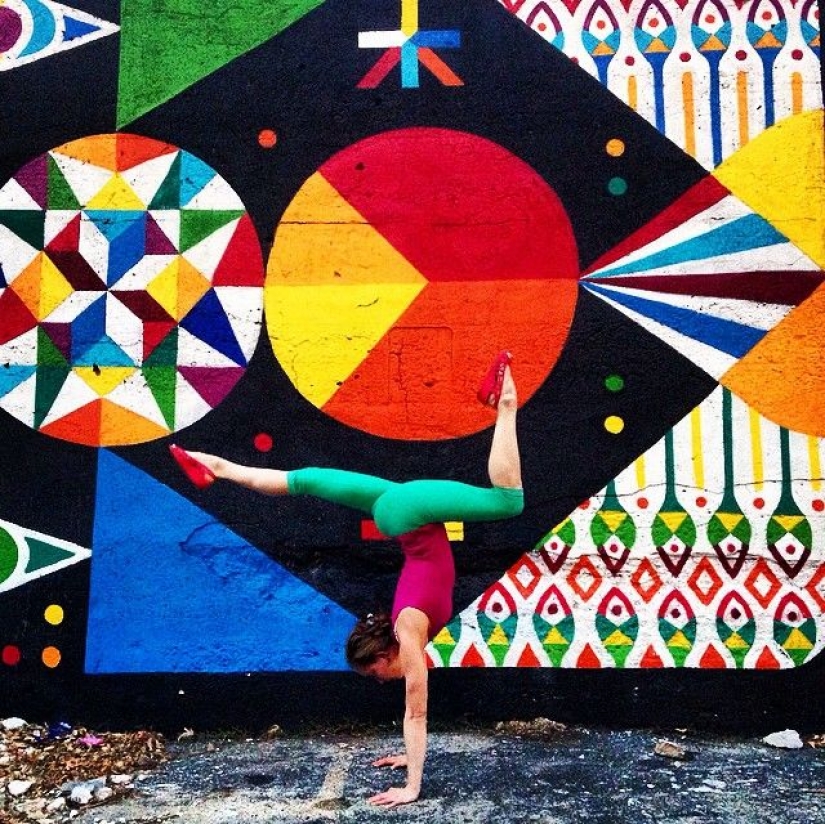 Amor y clases de yoga se pueden encontrar en todas partes