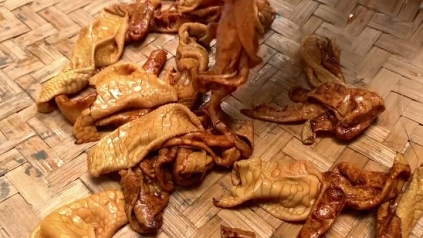 An Indonesian entrepreneur makes leather boots from leftover chicken legs