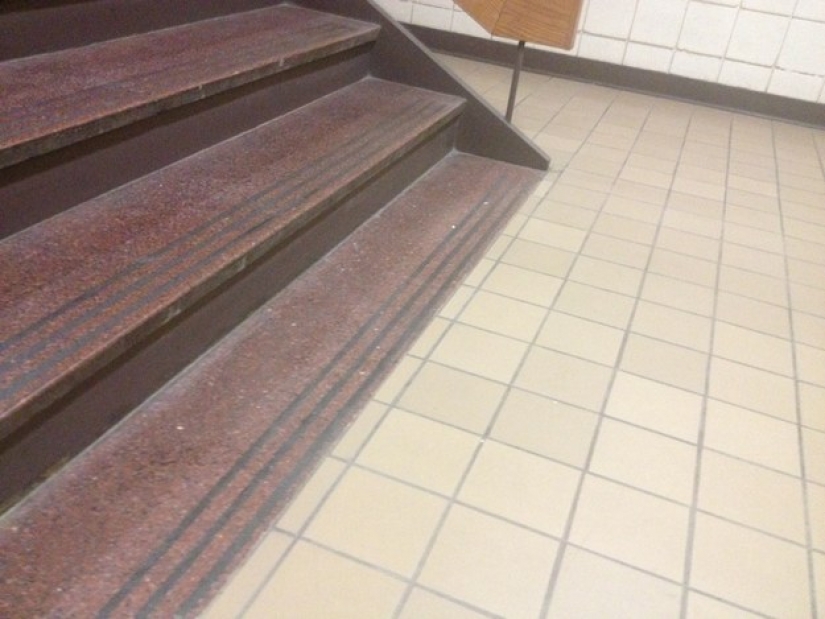 And so it will come down: photos that will upset not only perfectionists