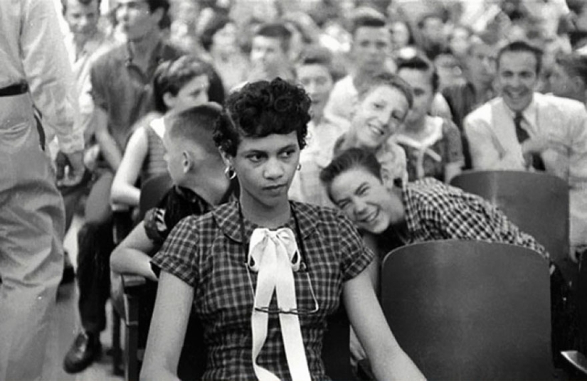 Archive photos that captured rare historical moments