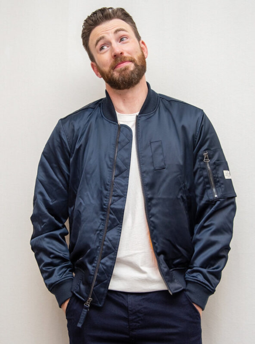 Bared: stars that accidentally (or not) "lit up" intimate photos and videos Bared: stars that accidentally (or not) "lit up" intimate photos and videos