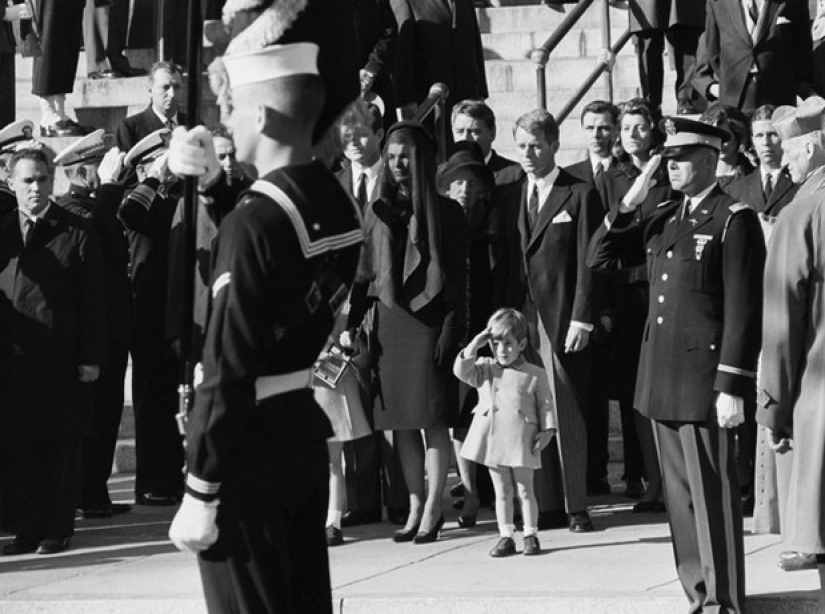 Barron Trump y otros 6 hijos de presidentes estadounidenses que obtuvieron de los medios