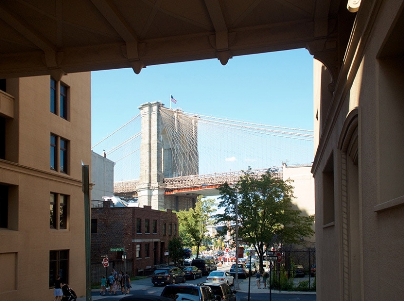 Before and after: old photos of new York city photographed from the same angle Before and after: old photos of new York city photographed from the same angle