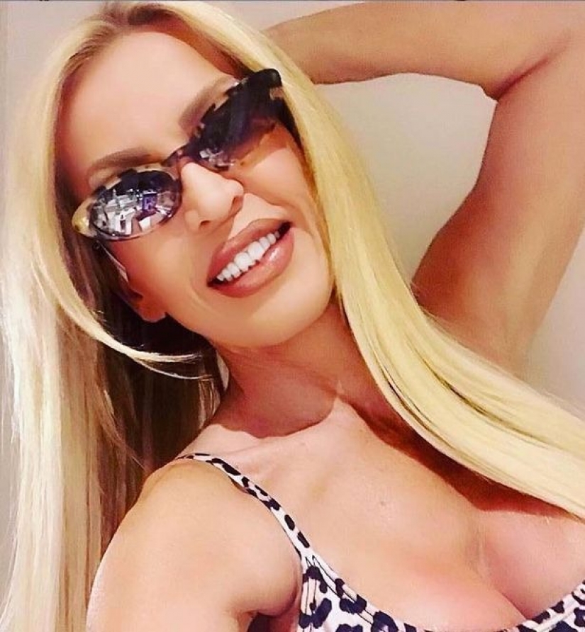 Big money and cocaine from stress: a famous porn actress told about the underside of the sex industry of the 80s Big money and cocaine from stress: a famous porn actress told about the underside of the sex industry of the 80s