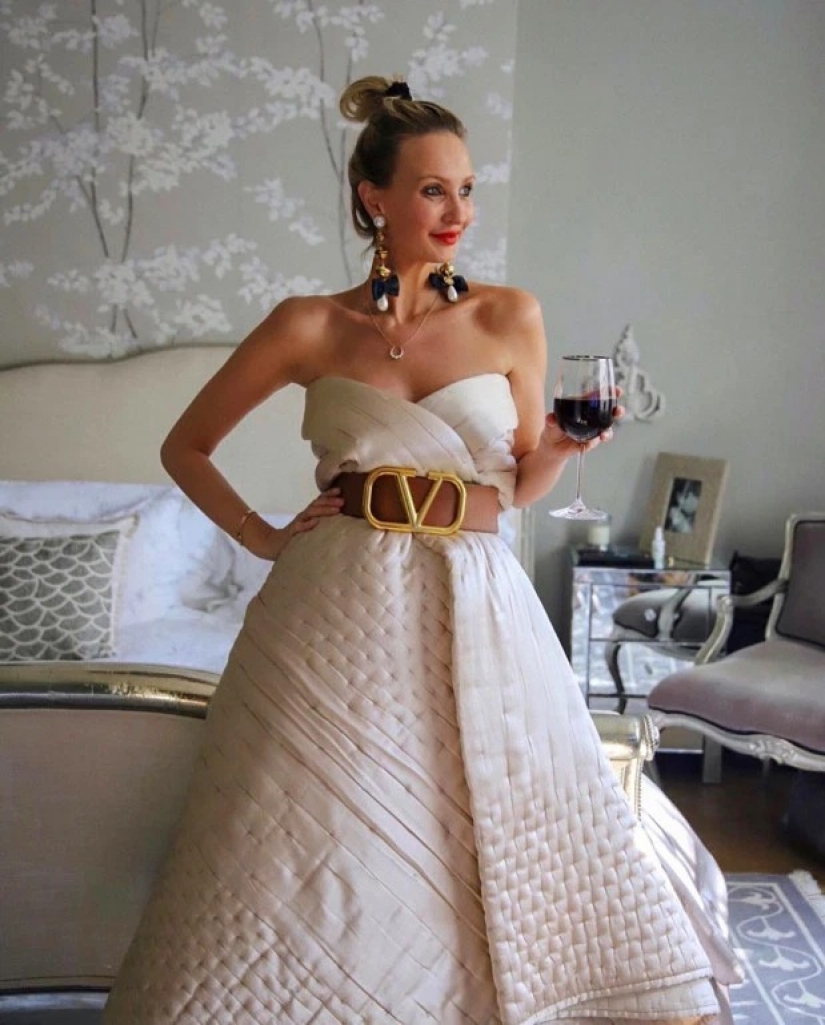 Blanket Dress: a new trend is conquering Instagram Blanket Dress: a new trend is conquering Instagram