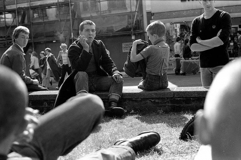 British subcultures of the 1970s and 1990s British subcultures of the 1970s and 1990s