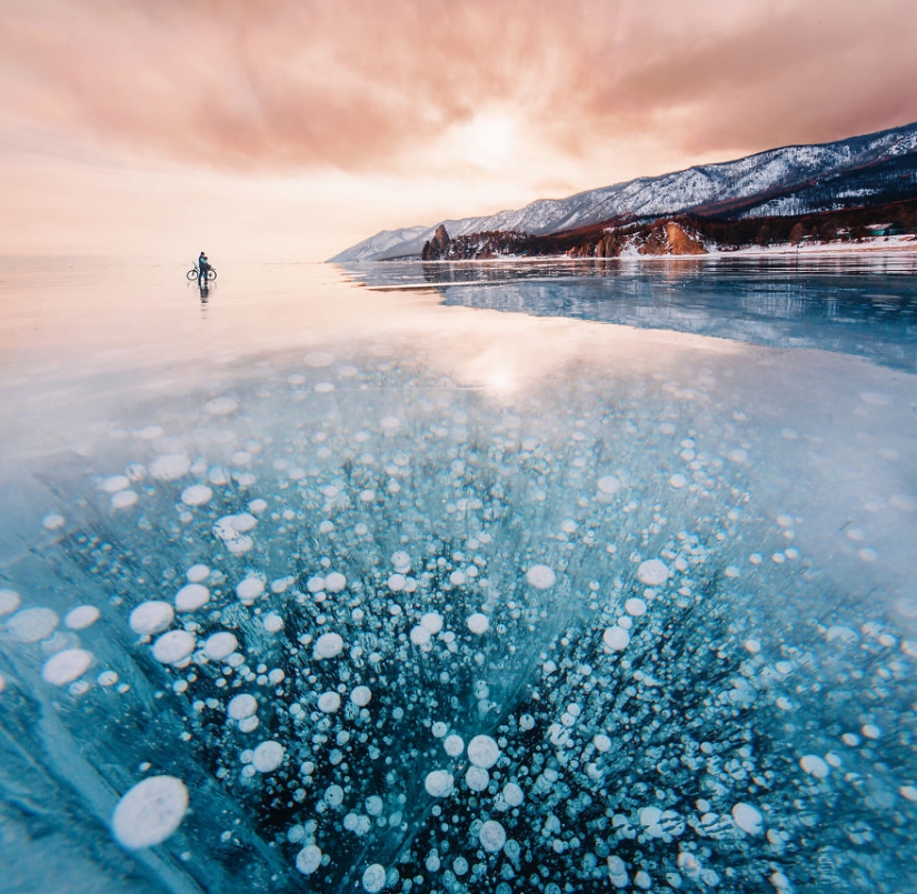 Camina sobre el Baikal helado