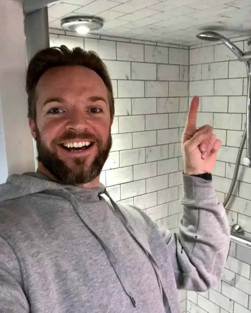 Casa de los sueños sobre ruedas: el Británico durante la cuarentena se volvió ordinaria de perlas en un hogar acogedor