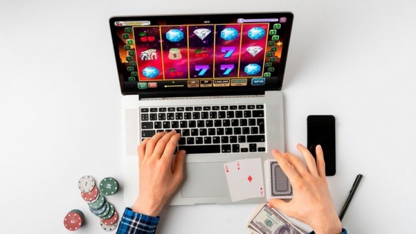 Casinos en línea: cómo perdí 4 millones de rublos, un apartamento, una reputación y una familia