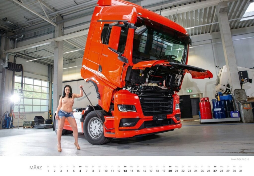 Chicas calientes y camiones poderosos en el calendario erótico "Trucker-Träume Kalender 2022"