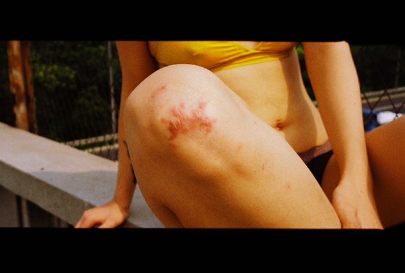 Chicas chinas en desarmando y fotos sinceras por el fotógrafo Luo Yang