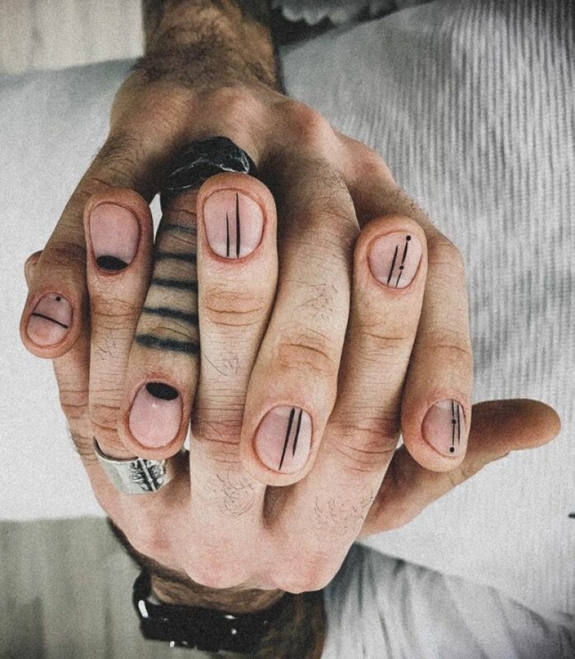 Chicos con uñas pintadas: ¿una nueva tendencia o una tradición? Chicos con uñas pintadas: ¿una nueva tendencia o una tradición?