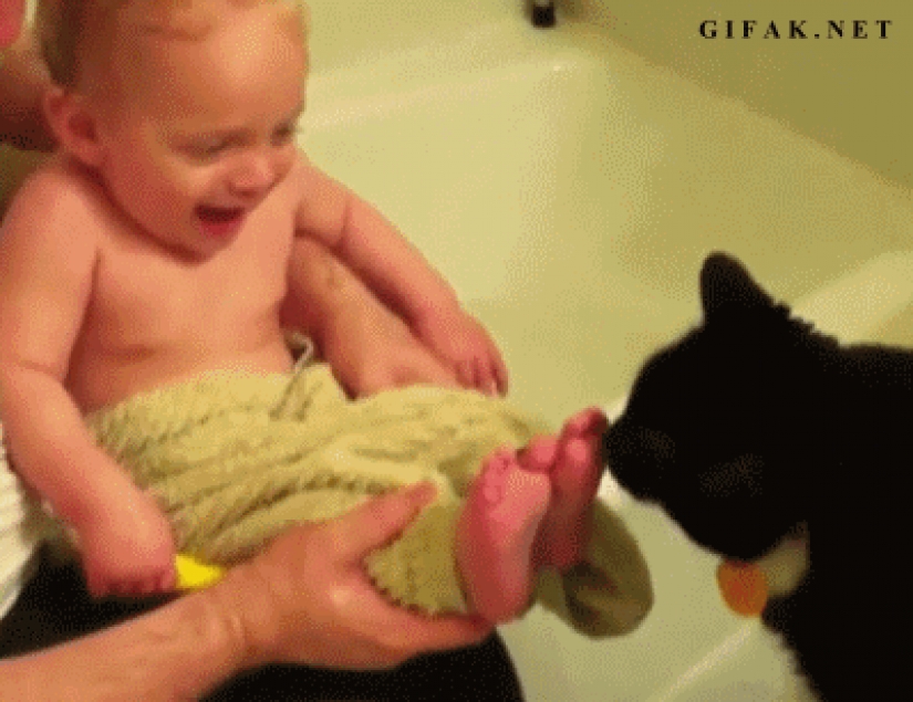 Children who can't believe his eyes