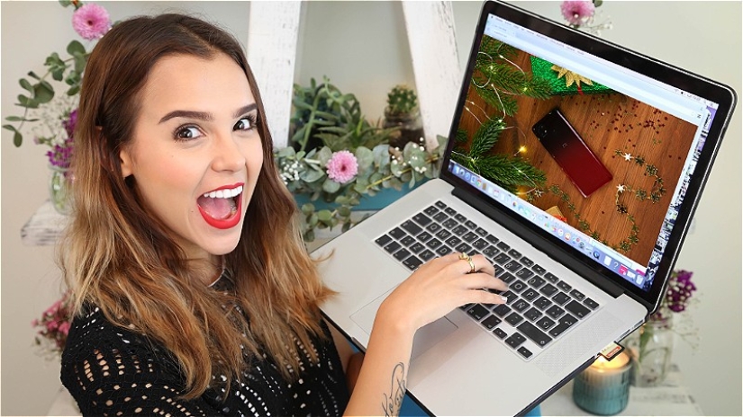 Choosing an affordable smartphone for a blogger