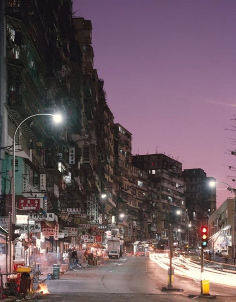 City of Darkness: The Amazing Fate of Kowloon Fortress City