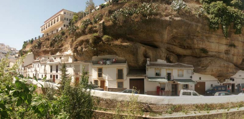 Ciudad maravillosa en una roca: Setenil de Las Bodegas