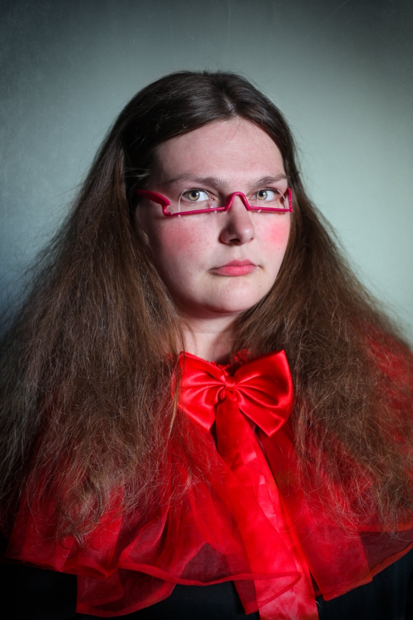 Clothespin on the nose and duck lips: what women are ready for for the sake of beauty and youth Clothespin on the nose and duck lips: what women are ready for for the sake of beauty and youth