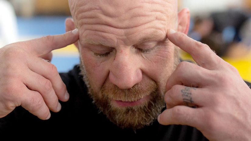 Cómo el ruso Jeff Monson fue "arrojado" a un apartamento Cómo el ruso Jeff Monson fue "arrojado" a un apartamento