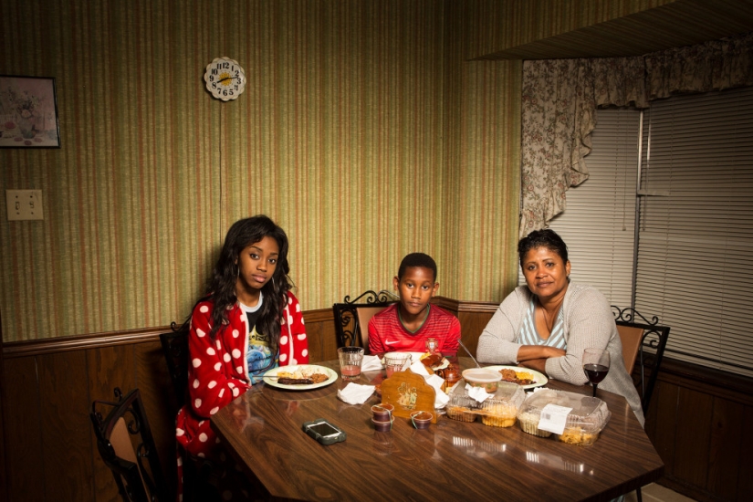 ¿Cómo es la cena, a las familias de los Estadounidenses comunes y corrientes