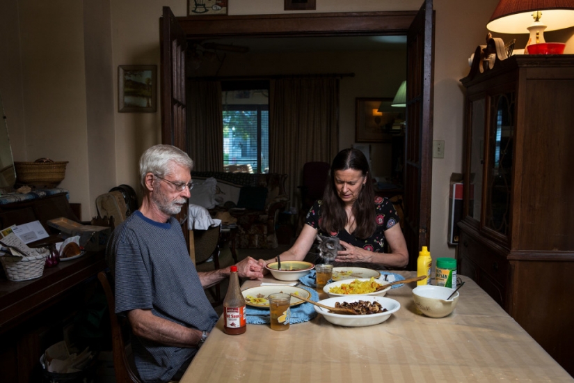 ¿Cómo es la cena, a las familias de los Estadounidenses comunes y corrientes