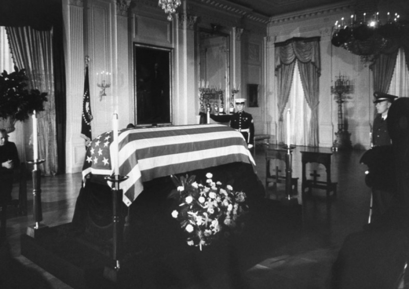 ¿Cómo fueron los funerales más caros y magníficos de personas famosas en la historia ¿Cómo fueron los funerales más caros y magníficos de personas famosas en la historia
