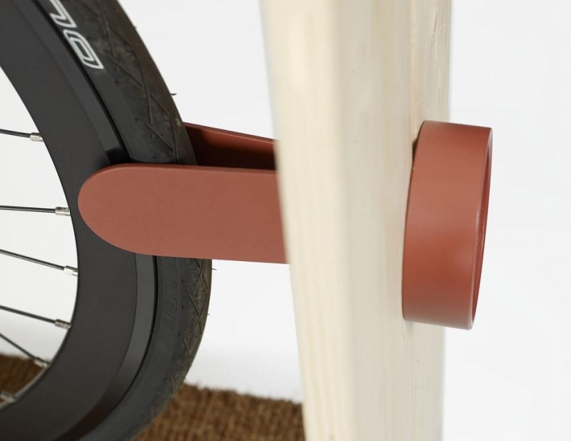 Cómo guardar una bicicleta en casa