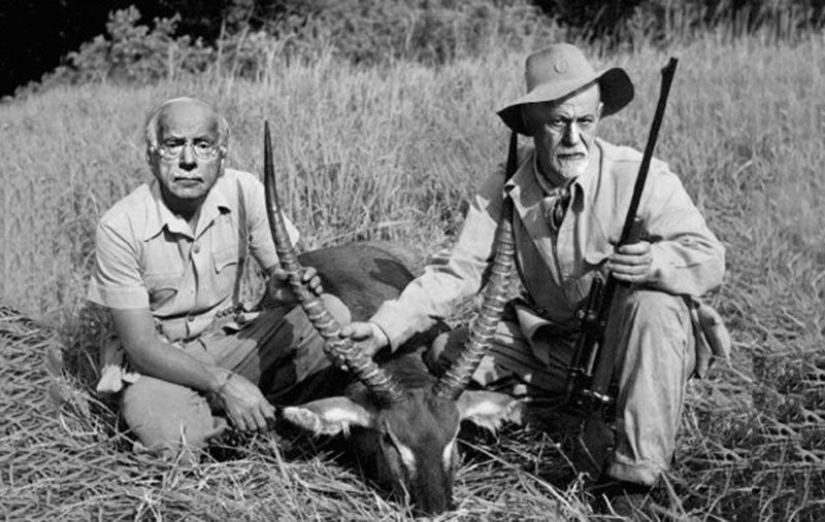 Cómo se divirtieron dos psiquiatras: el épico photoshop de Carl Jung y Sigmund Freud