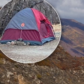 Cómo una mujer americana perdida sobrevivió durante seis meses en las montañas, comiendo hierba y musgo Cómo una mujer americana perdida sobrevivió durante seis meses en las montañas, comiendo hierba y musgo