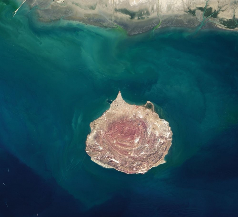 Colores de la isla de Ormuz Colores de la isla de Ormuz