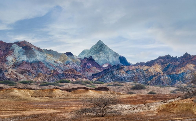 Colores de la isla de Ormuz Colores de la isla de Ormuz