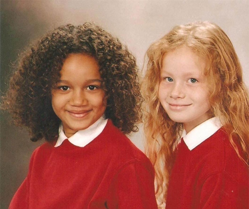 Colorful twin sisters — an unexpected phenomenon