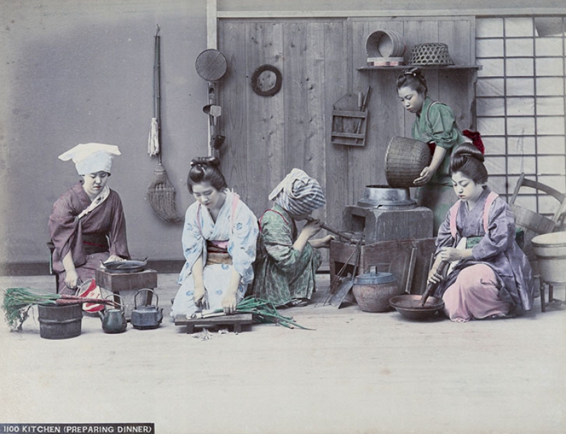Colors of Japan XIX century through the eyes of American photographer Colors of Japan XIX century through the eyes of American photographer
