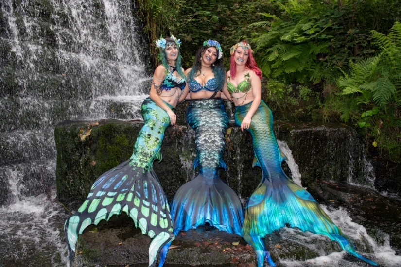 Como un pez en el agua: las sirenas profesionales regresan a los acuarios después de la cuarentena Como un pez en el agua: las sirenas profesionales regresan a los acuarios después de la cuarentena