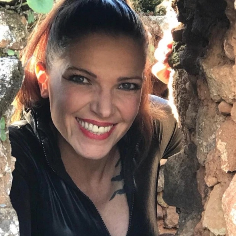 Completa unidad con la naturaleza, o por Qué la gente que trabaja en el jardín desnudo