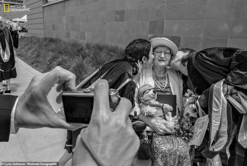 "Congelar y cortar mi cuerpo" : una anciana legada para cortar y digitalizar su cadáver