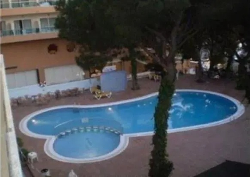 Crappy design: Tourists share photos of penis-shaped pools Crappy design: Tourists share photos of penis-shaped pools