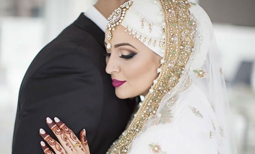 Dazzling brides in hijabs Dazzling brides in hijabs