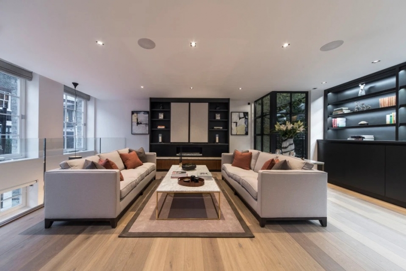 De la tierra a los príncipes: las casas donde vivían las estrellas antes de que se hicieran famosas