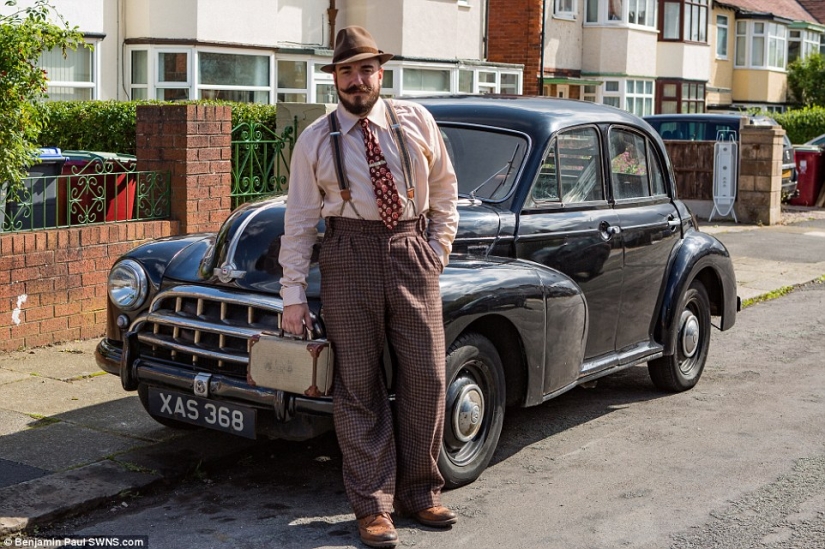 De vuelta al pasado: los Británicos habían transformado su casa en el estilo de la década de 1930-erótico De vuelta al pasado: los Británicos habían transformado su casa en el estilo de la década de 1930-erótico