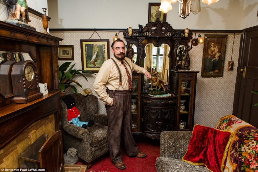 De vuelta al pasado: los Británicos habían transformado su casa en el estilo de la década de 1930-erótico De vuelta al pasado: los Británicos habían transformado su casa en el estilo de la década de 1930-erótico