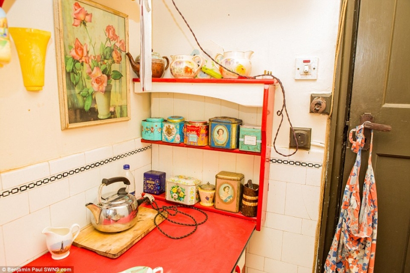 De vuelta al pasado: los Británicos habían transformado su casa en el estilo de la década de 1930-erótico De vuelta al pasado: los Británicos habían transformado su casa en el estilo de la década de 1930-erótico