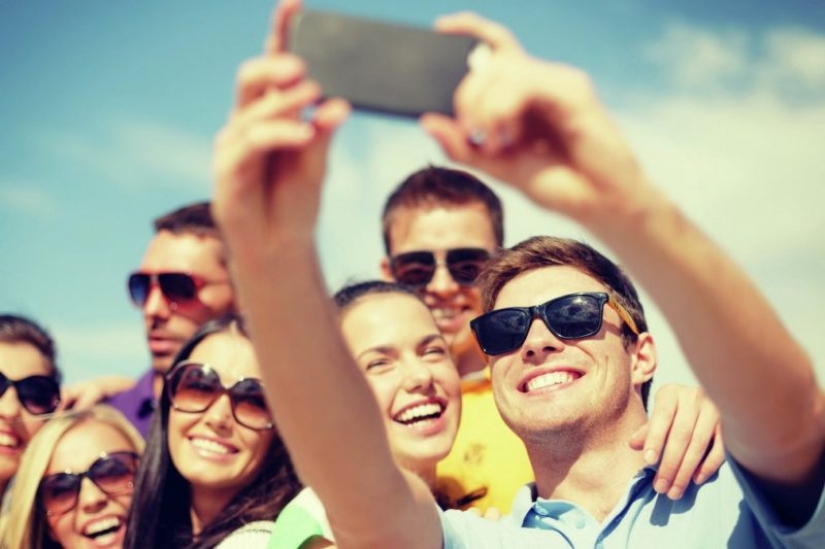 Deadly photos: In six years, 259 people have died trying to take a beautiful selfie