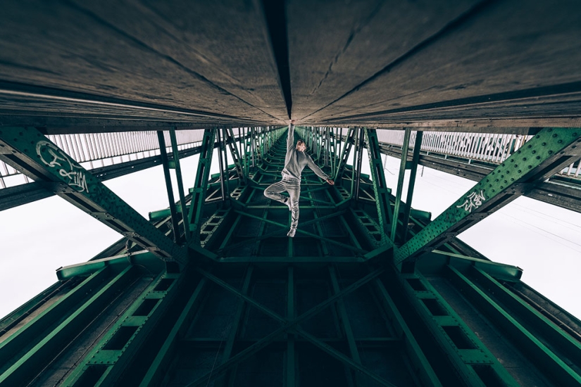 Deceptive and diverse Warsaw in the lens of German photographer Max Leitner Deceptive and diverse Warsaw in the lens of German photographer Max Leitner