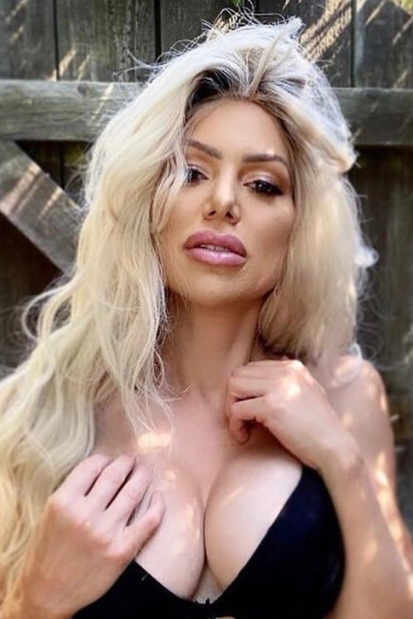 Divorce is not a reason to be discouraged: how a mother of four children broke up with her husband and became a Playboy model