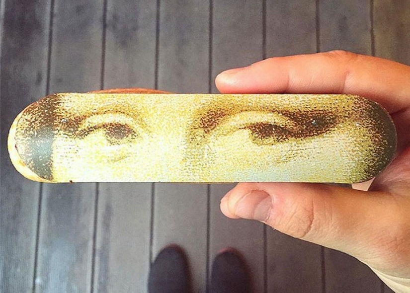 Eclair as art: desserts and shoes on Tal Spiegel's Instagram