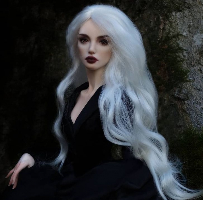 El artista crea muñecos que parecen tan reales que realmente esperamos a que digan: "¡Hola!" El artista crea muñecos que parecen tan reales que realmente esperamos a que digan: "¡Hola!"