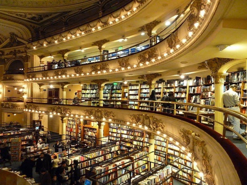 El Ateneo Grand Splendid is the most beautiful bookstore