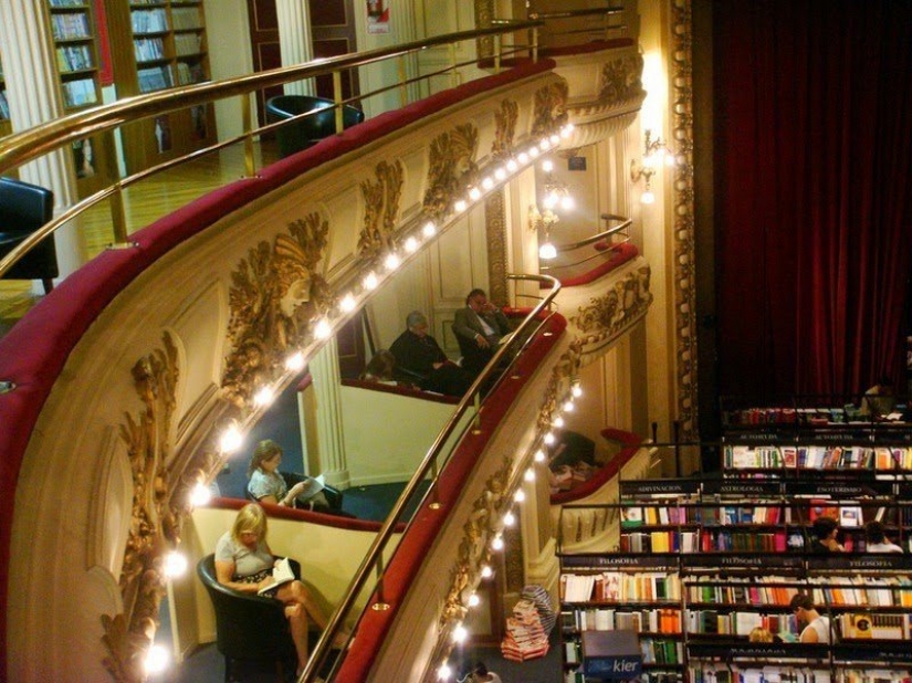 El Ateneo Grand Splendid is the most beautiful bookstore