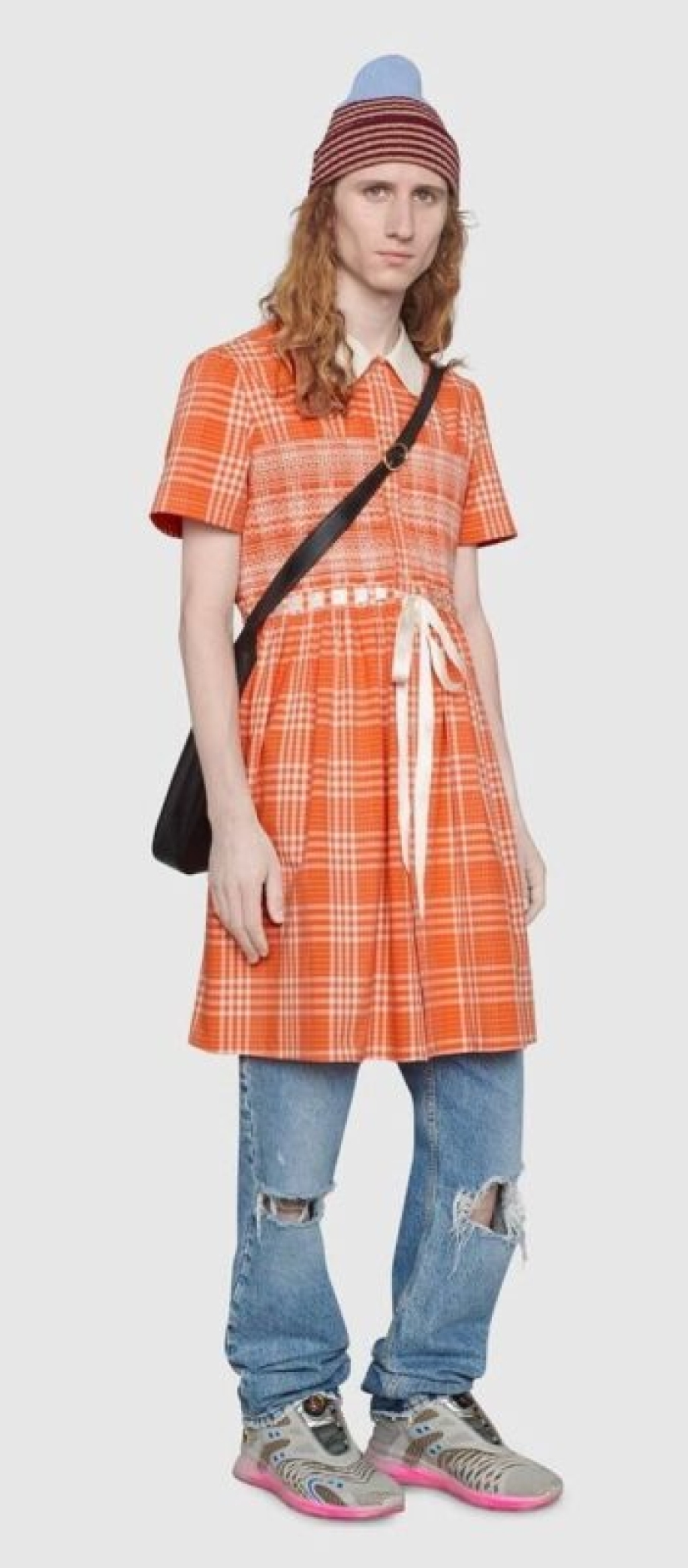 El británico llevó a cabo un experimento: caminó por Londres en un vestido y miró la reacción de los residentes El británico llevó a cabo un experimento: caminó por Londres en un vestido y miró la reacción de los residentes